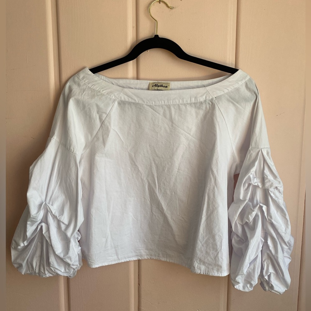 Alythea White Ruffled Sleeve Blouse Sz Small Medium